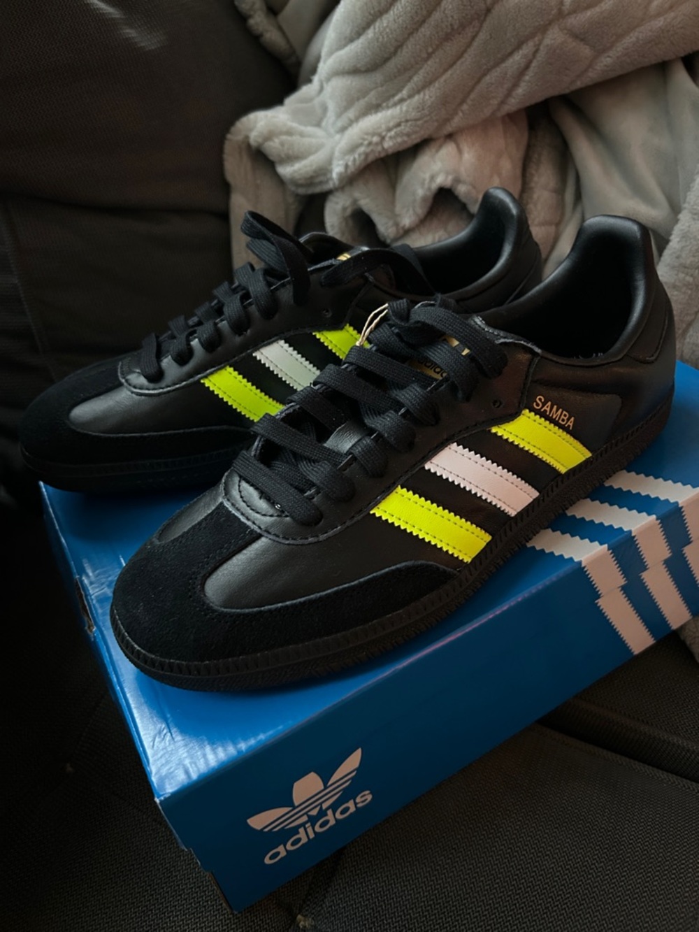 adidas Samba Black Shoes with Neon Yellow & White Stripes 7.5 New in box